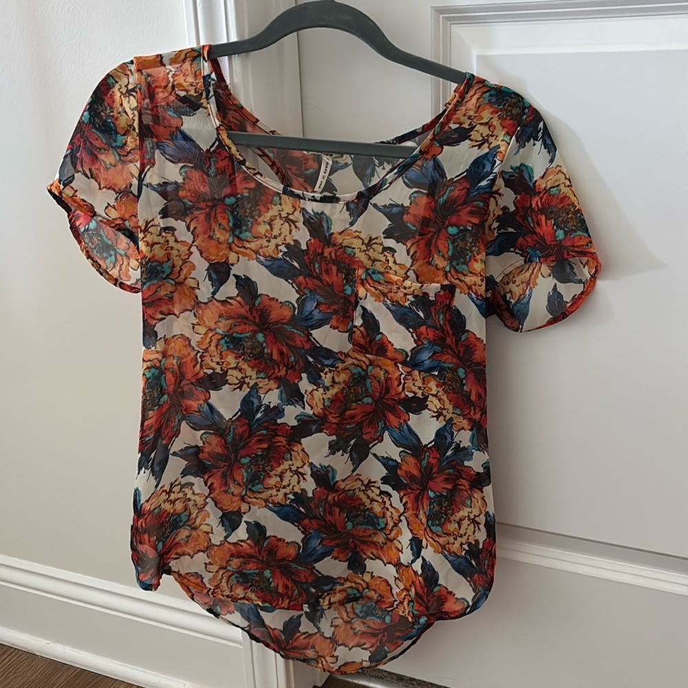 PacSun Kirra Short Sleeve Floral Shirt Size Small
